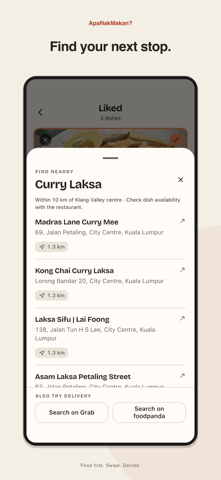 Real iPhone Nearby results for Curry Laksa around Klang Valley centre.